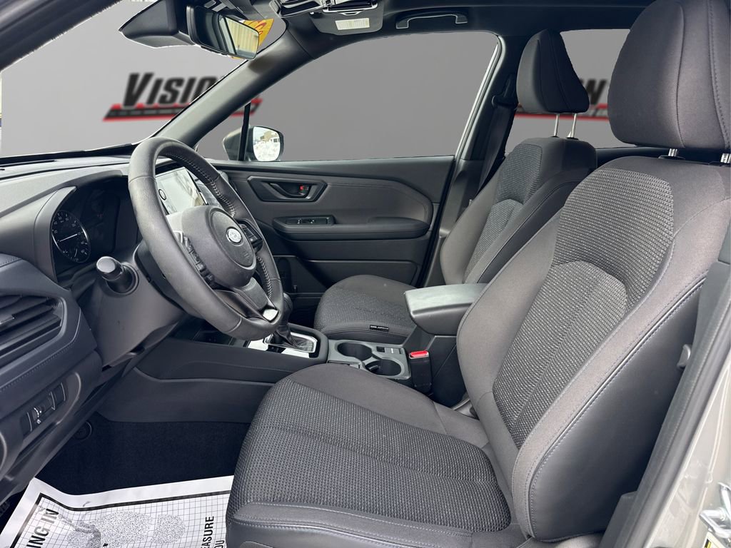 Used 2025 Subaru Forester Premium image 9