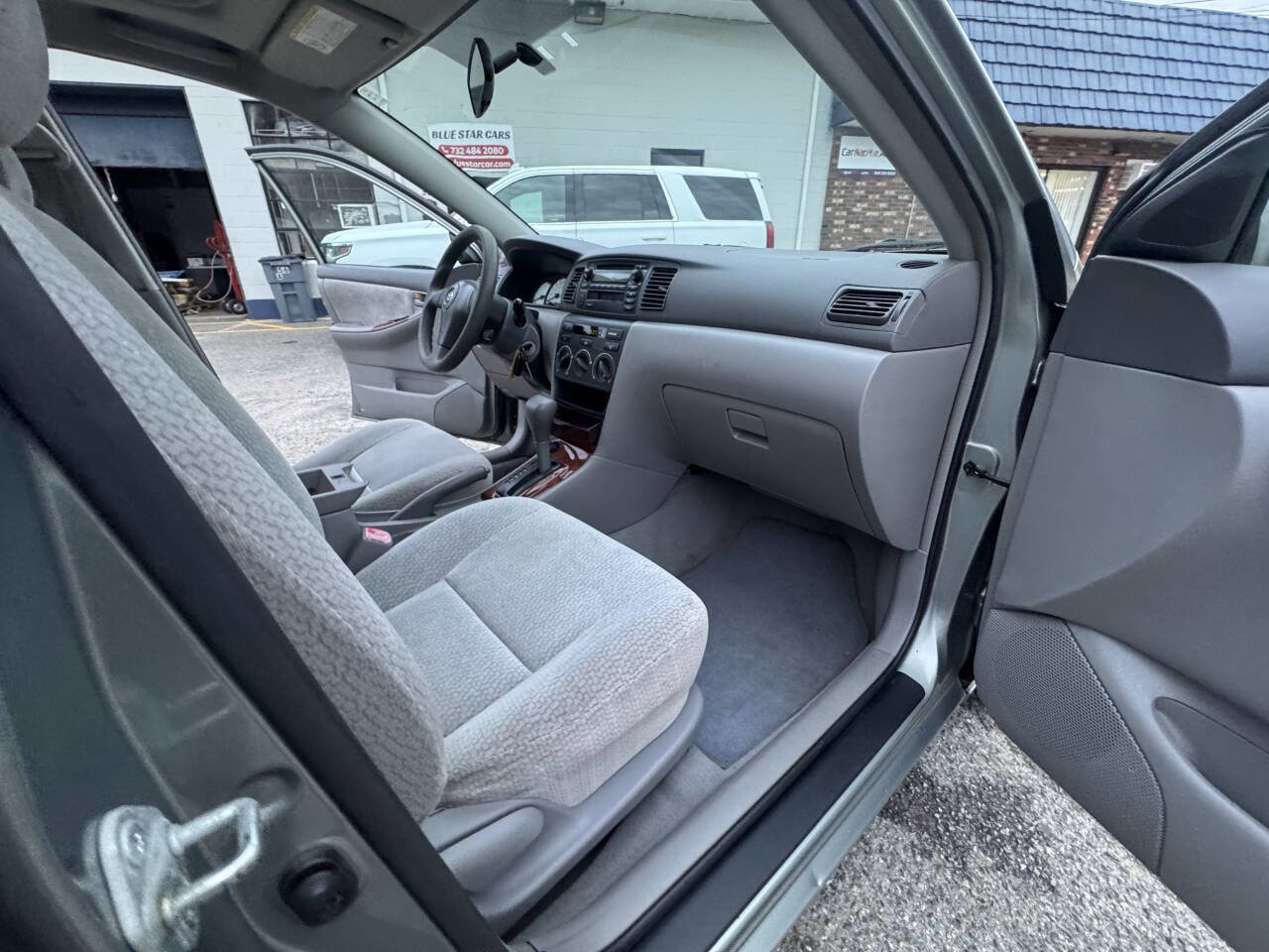 Used 2004 Toyota Corolla CE image 38