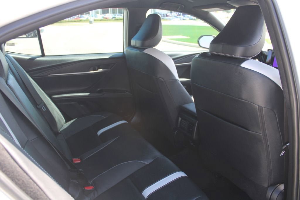 Used 2025 Toyota Camry SE FWD image 21