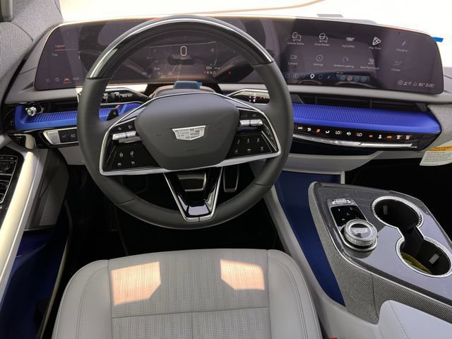 New 2026 Cadillac Optiq Luxury 2 RWD image 10