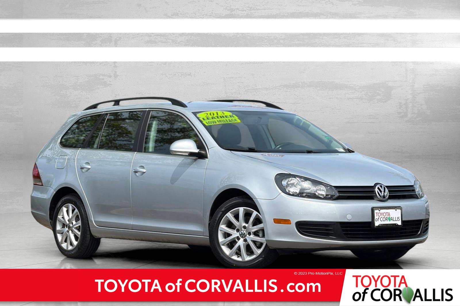 Used 2013 Volkswagen Jetta SE FWD image 1