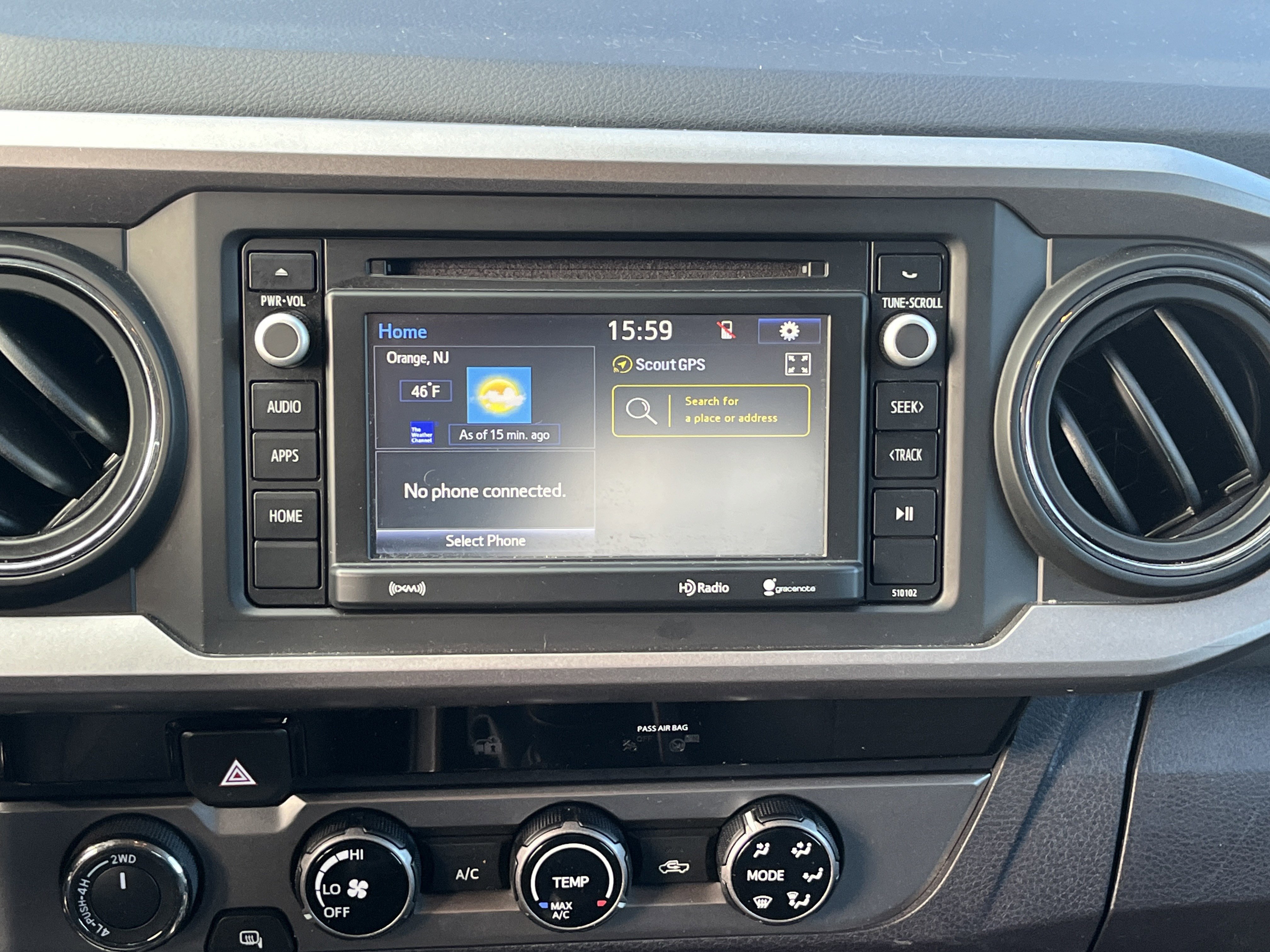 Used 2018 Toyota Tacoma SR5 image 25