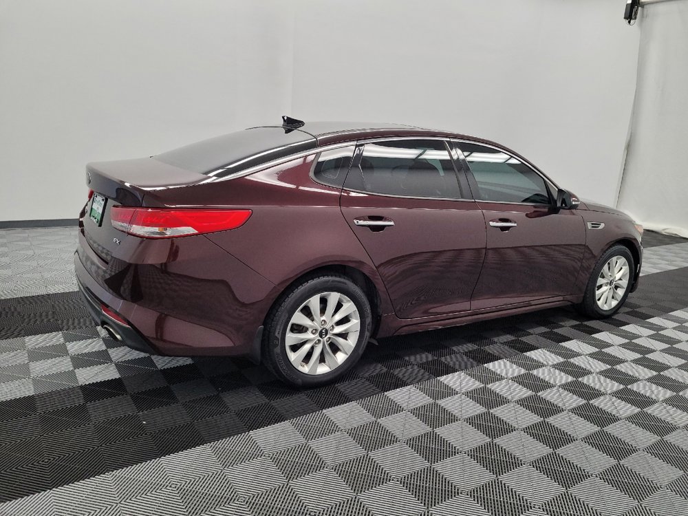 Used 2017 Kia Optima EX w/ Premium Package FWD image 10