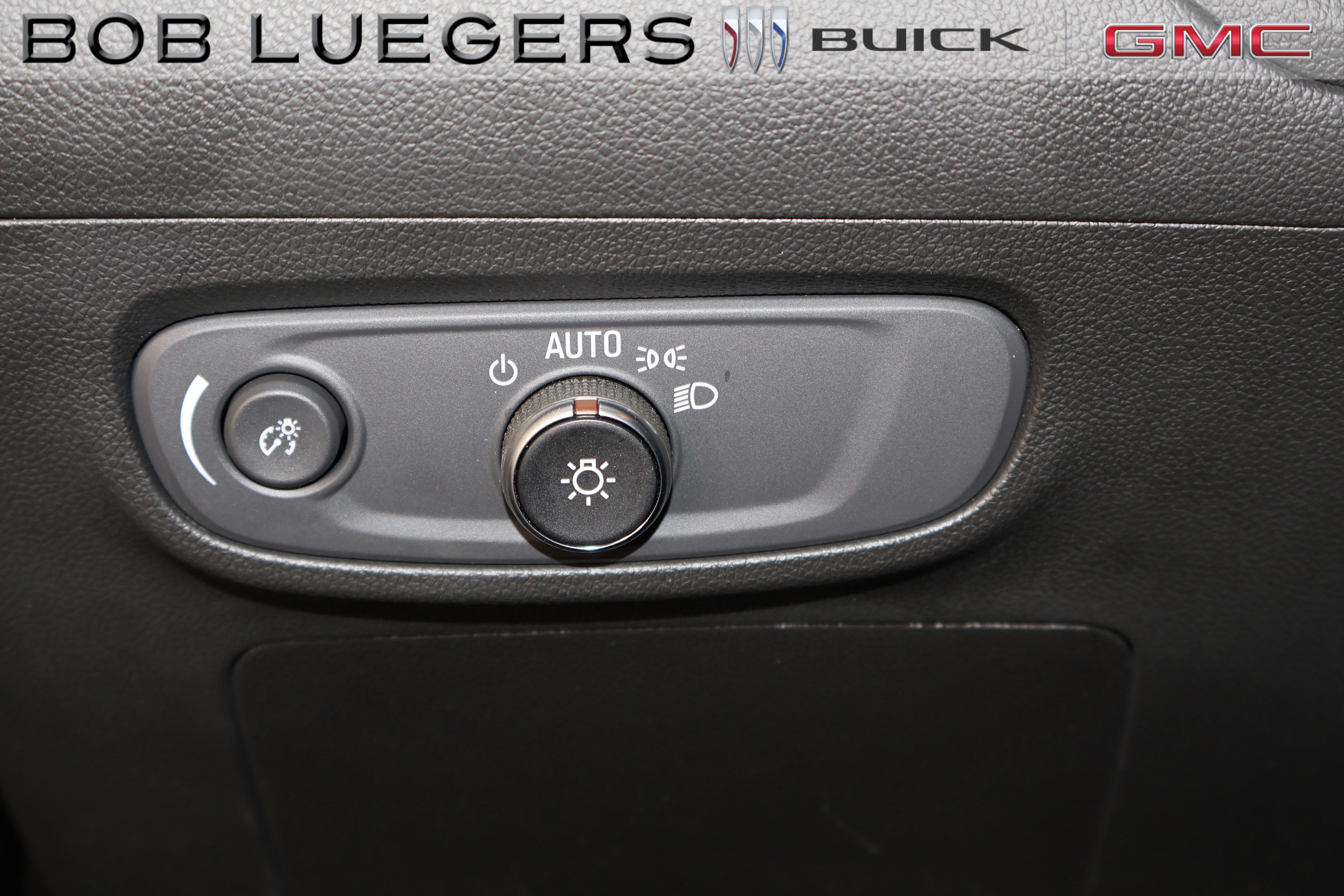 Certified 2024 Buick Encore GX Sport Touring w/ Advanced Technology Package AWD/4WD image 24