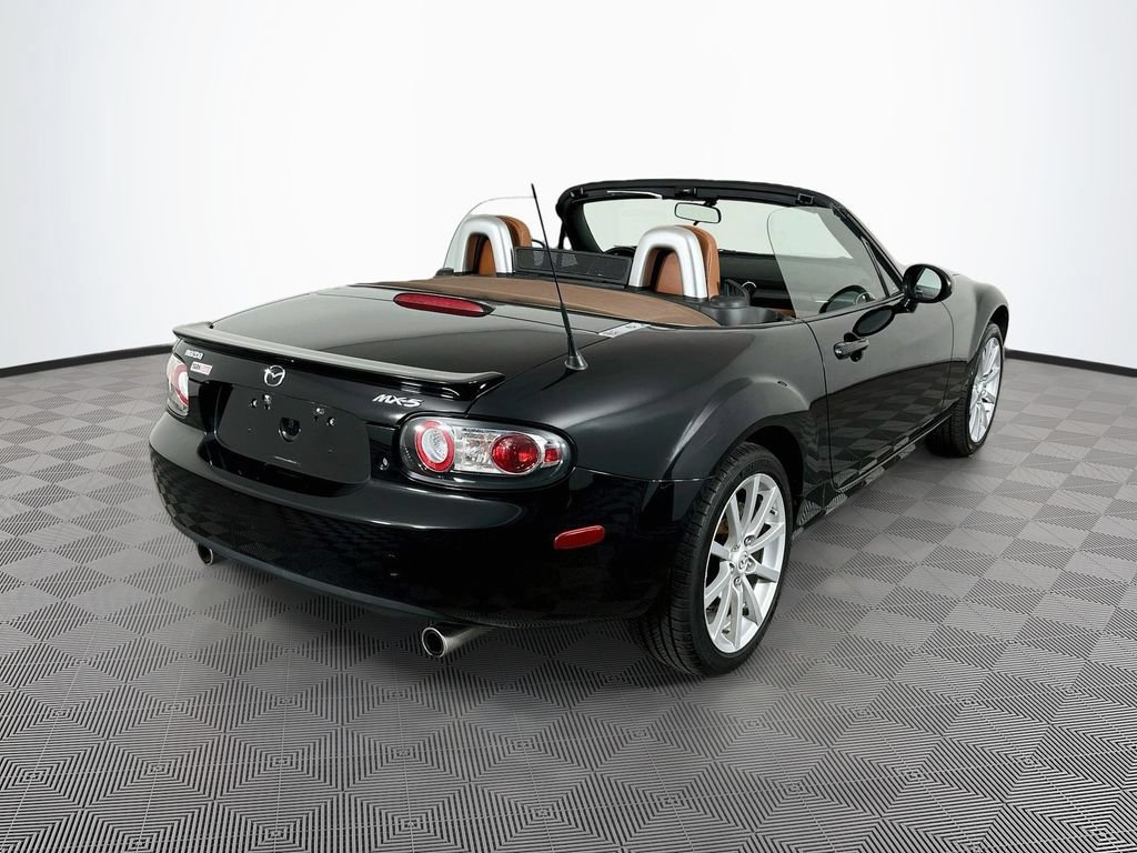 Used 2007 MAZDA MX-5 Miata Grand Touring w/ Premium Pkg RWD image 37