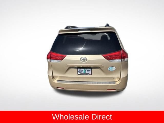Used 2011 Toyota Sienna LE FWD image 3