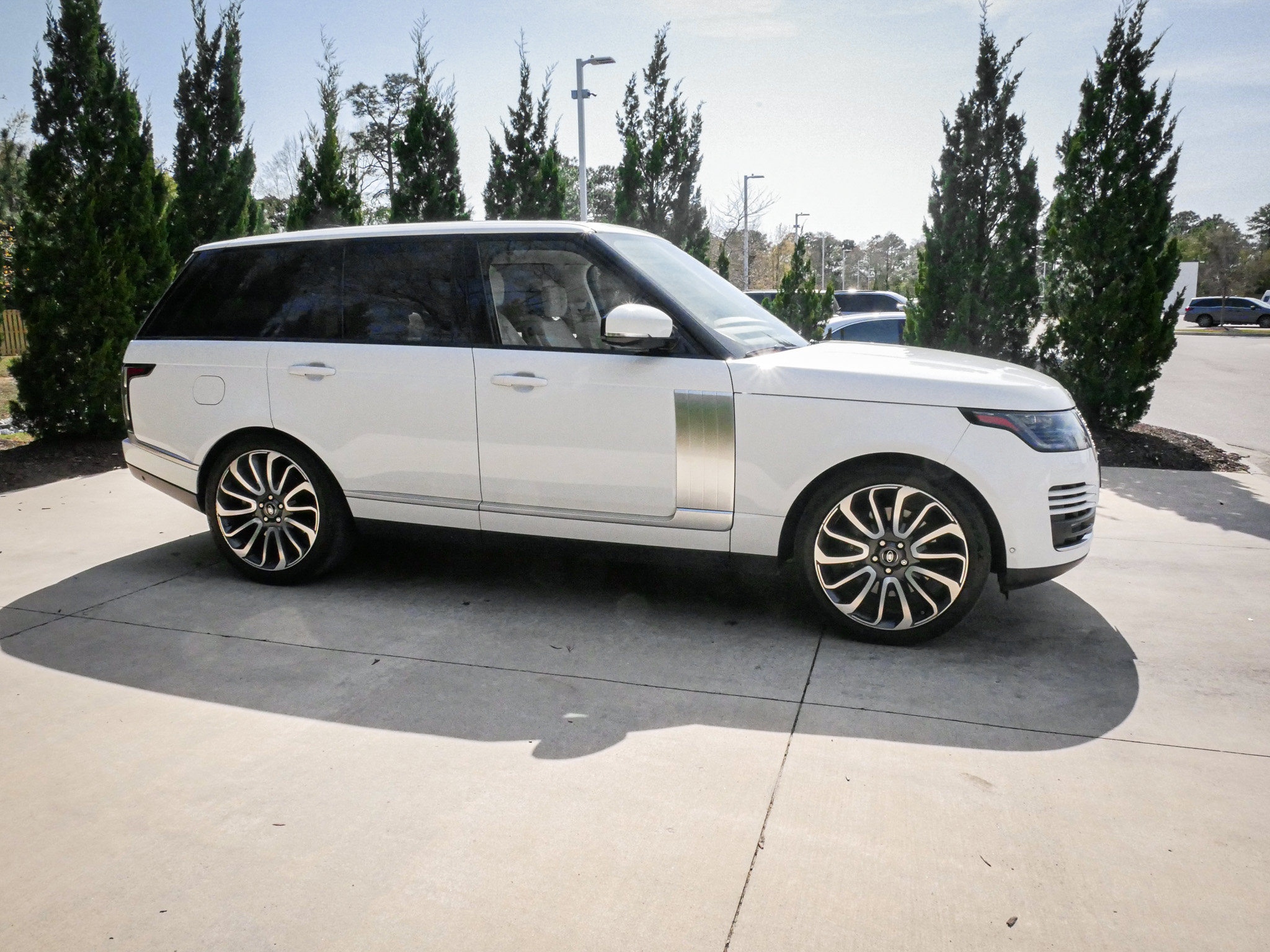 Used 2021 Land Rover Range Rover Westminster Edition AWD/4WD image 11