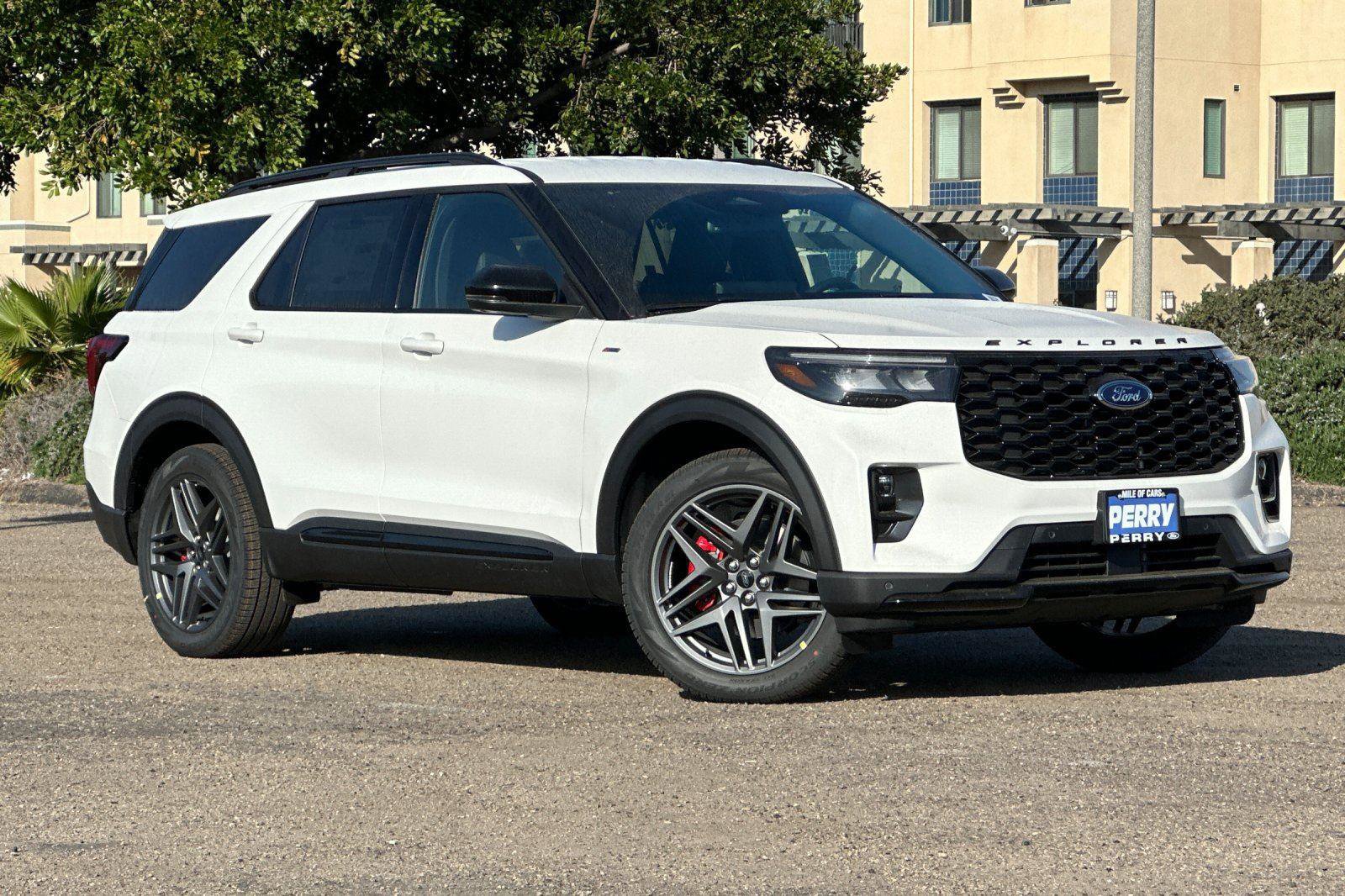 New 2026 Ford Explorer ST-Line w/ ST-Line Street Pack