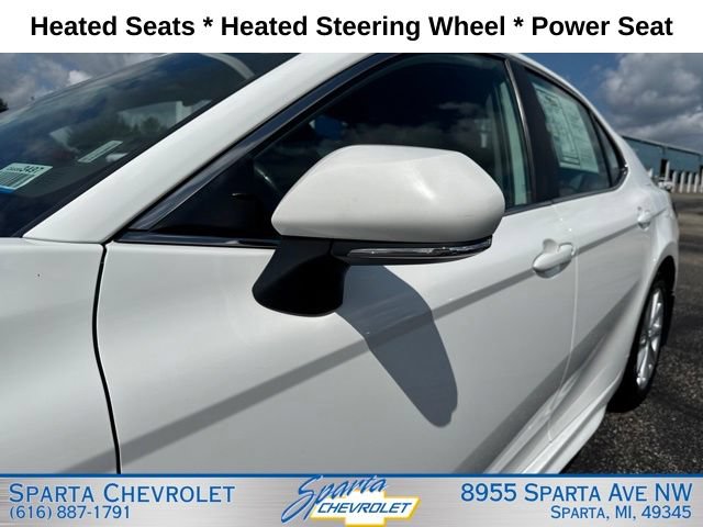 Used 2024 Toyota Camry SE FWD image 9