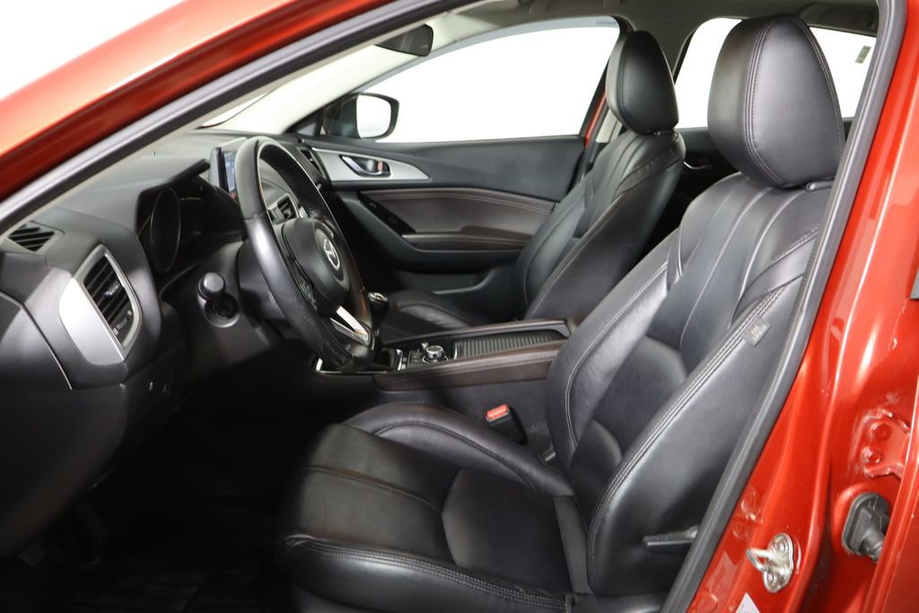 Used 2017 MAZDA MAZDA3 Touring image 16