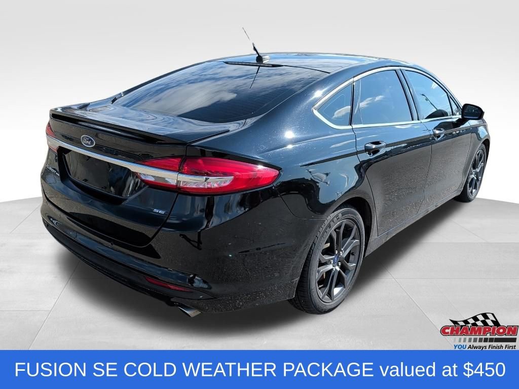 Used 2018 Ford Fusion SE w/ Equipment Group 201A image 4