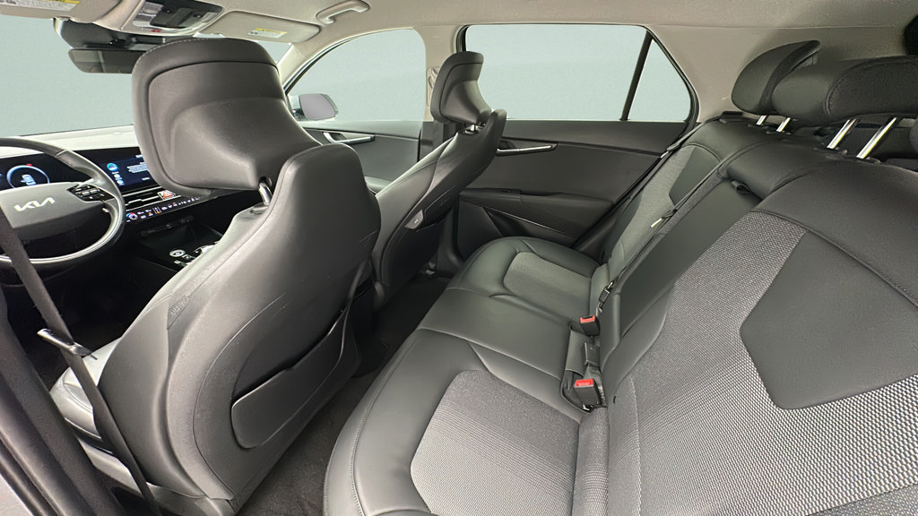 Used 2024 Kia Niro Wind FWD image 10