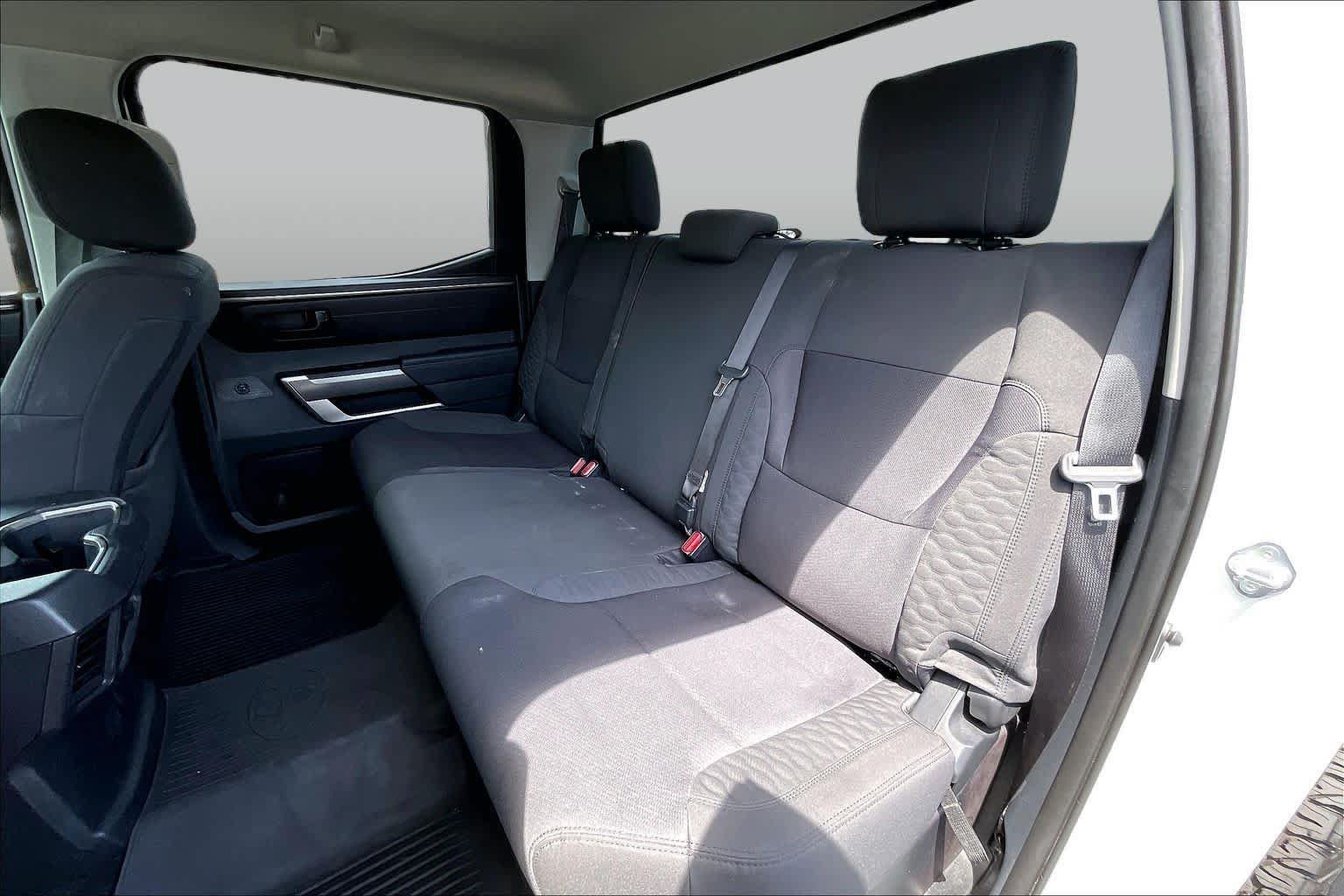 Used 2022 Toyota Tundra SR5 w/ SR5 Convenience Package AWD/4WD image 20