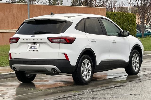 New 2025 Ford Escape Active image 4