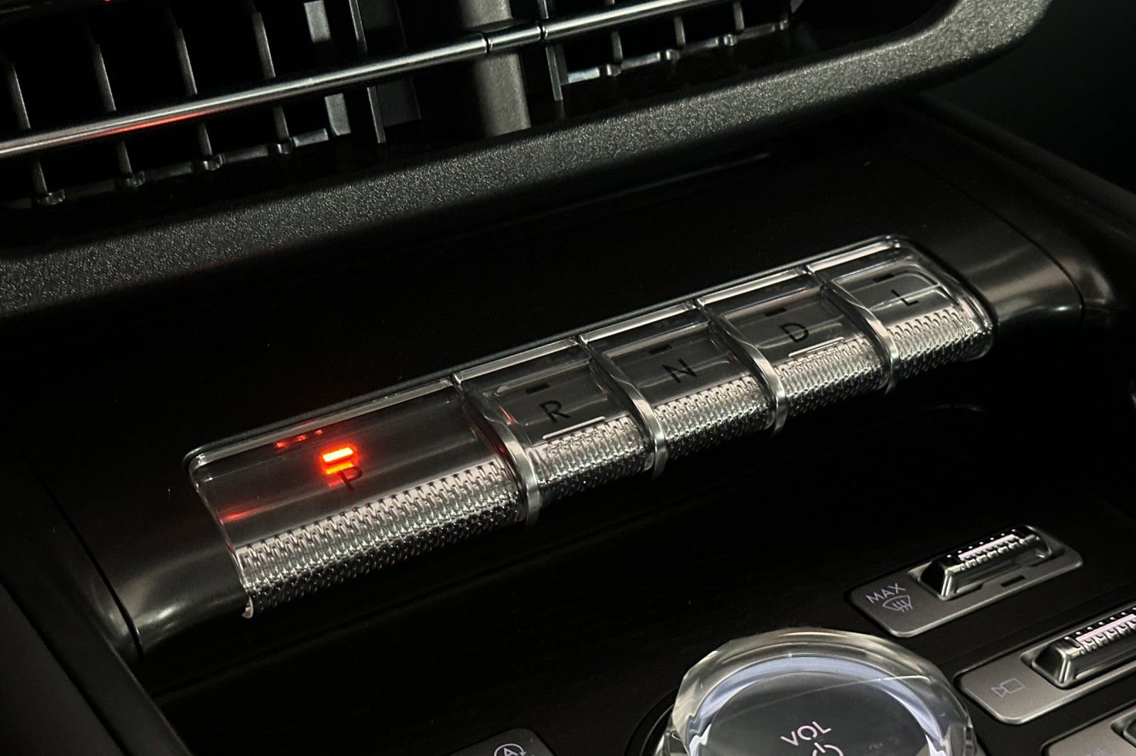 New 2026 Lincoln Nautilus Reserve w/ Jet Appearance Package image 21