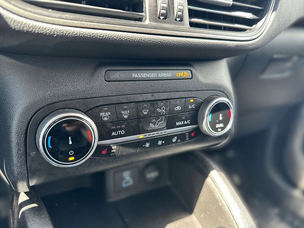 Used 2023 Ford Escape Active image 16