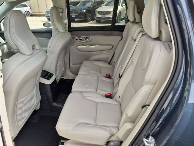 New 2026 Volvo XC90 T8 Ultra w/ Protection Package Premier AWD/4WD image 12