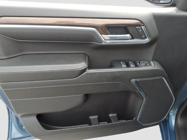Used 2024 Chevrolet Silverado 1500 LT AWD/4WD image 10