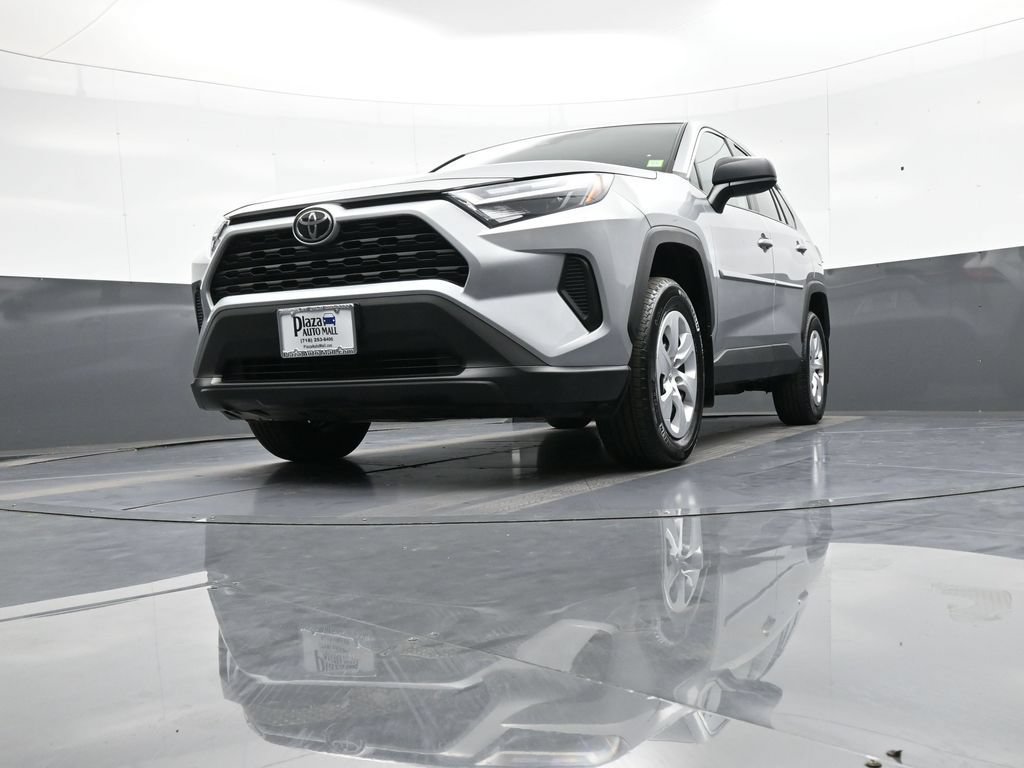 Certified 2024 Toyota RAV4 LE AWD/4WD image 25