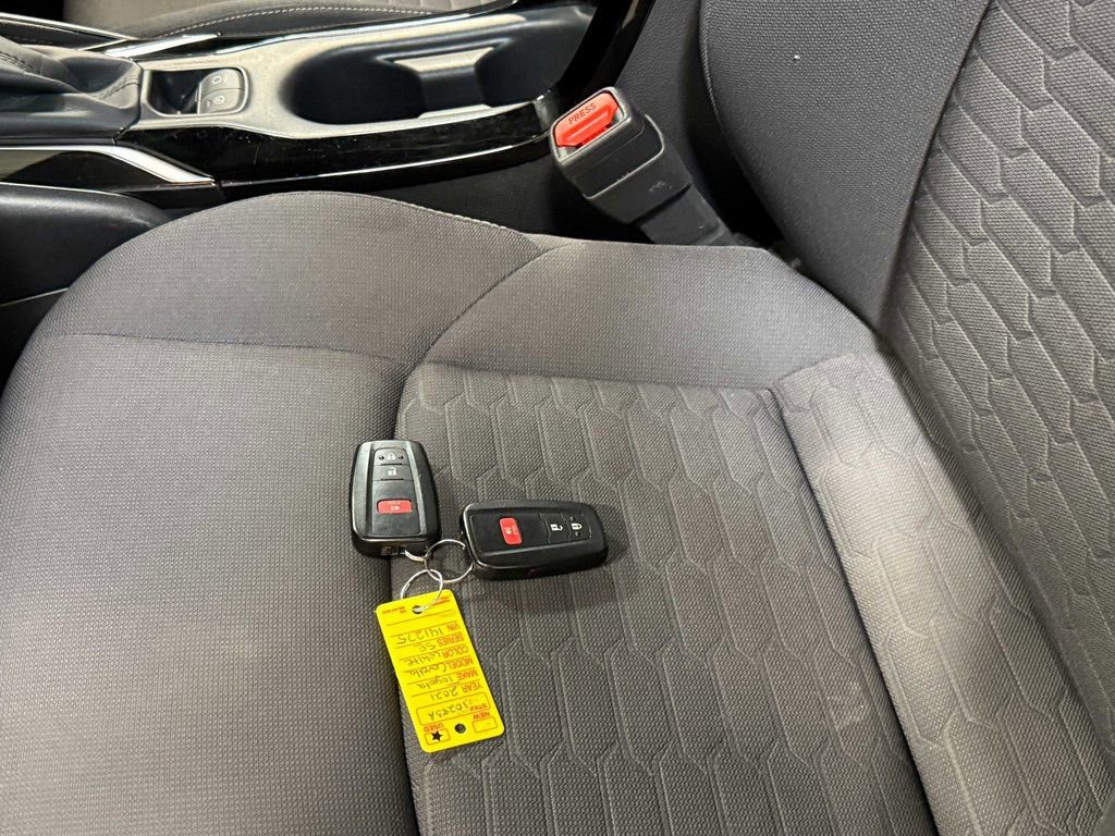 Used 2021 Toyota Corolla SE image 20