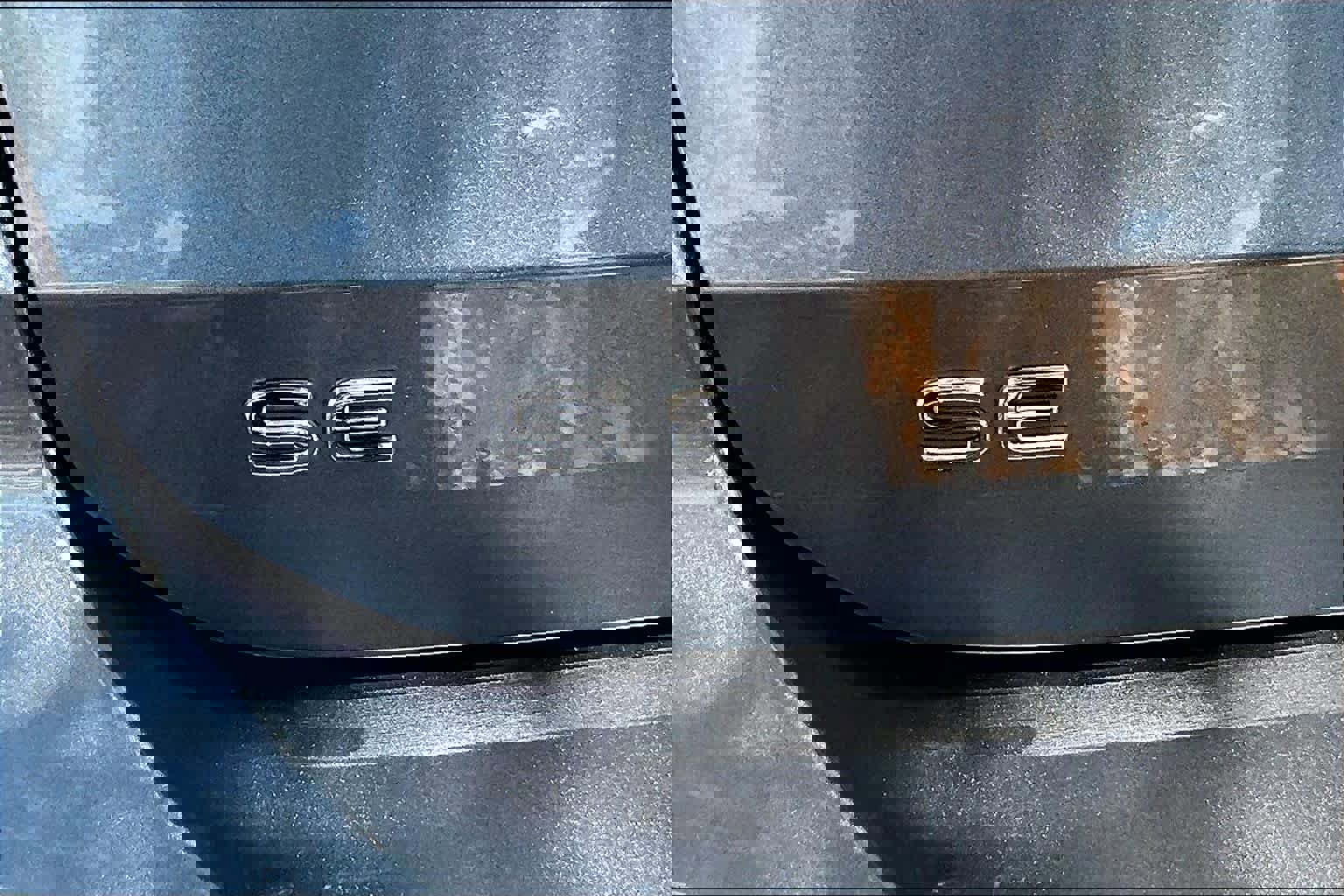 Used 2025 Volkswagen Taos SE w/ Black Wheel Package FWD image 10