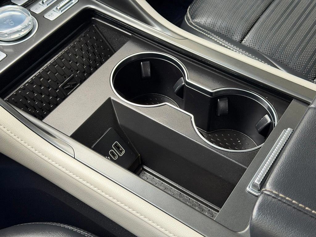 Used 2024 Lincoln Nautilus Reserve AWD/4WD image 15