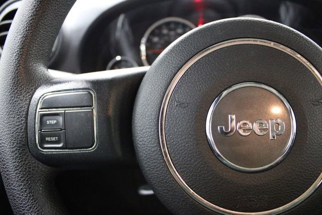 Used 2016 Jeep Wrangler Unlimited Sport image 23