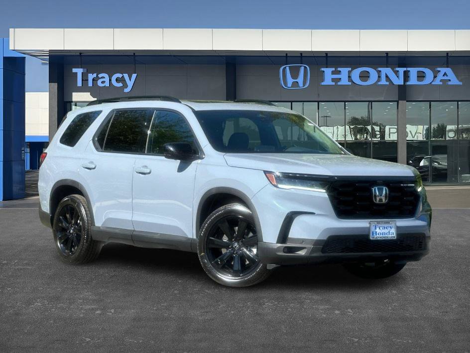 New 2025 Honda Pilot Black Edition
