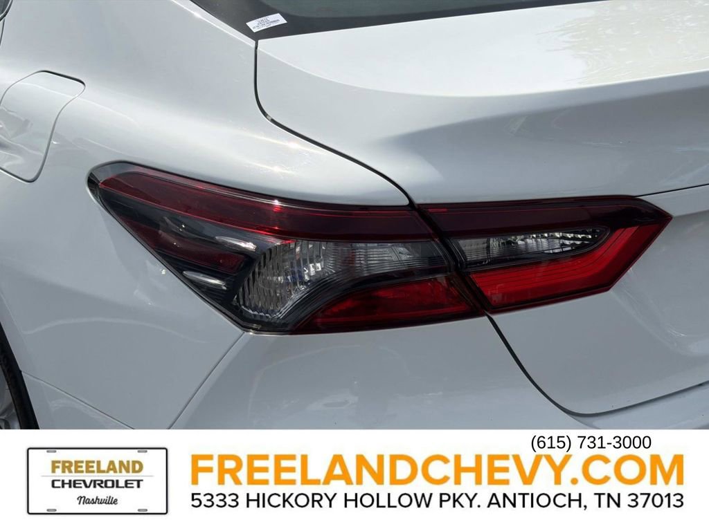 Used 2022 Toyota Camry LE w/ Convenience Package FWD image 14