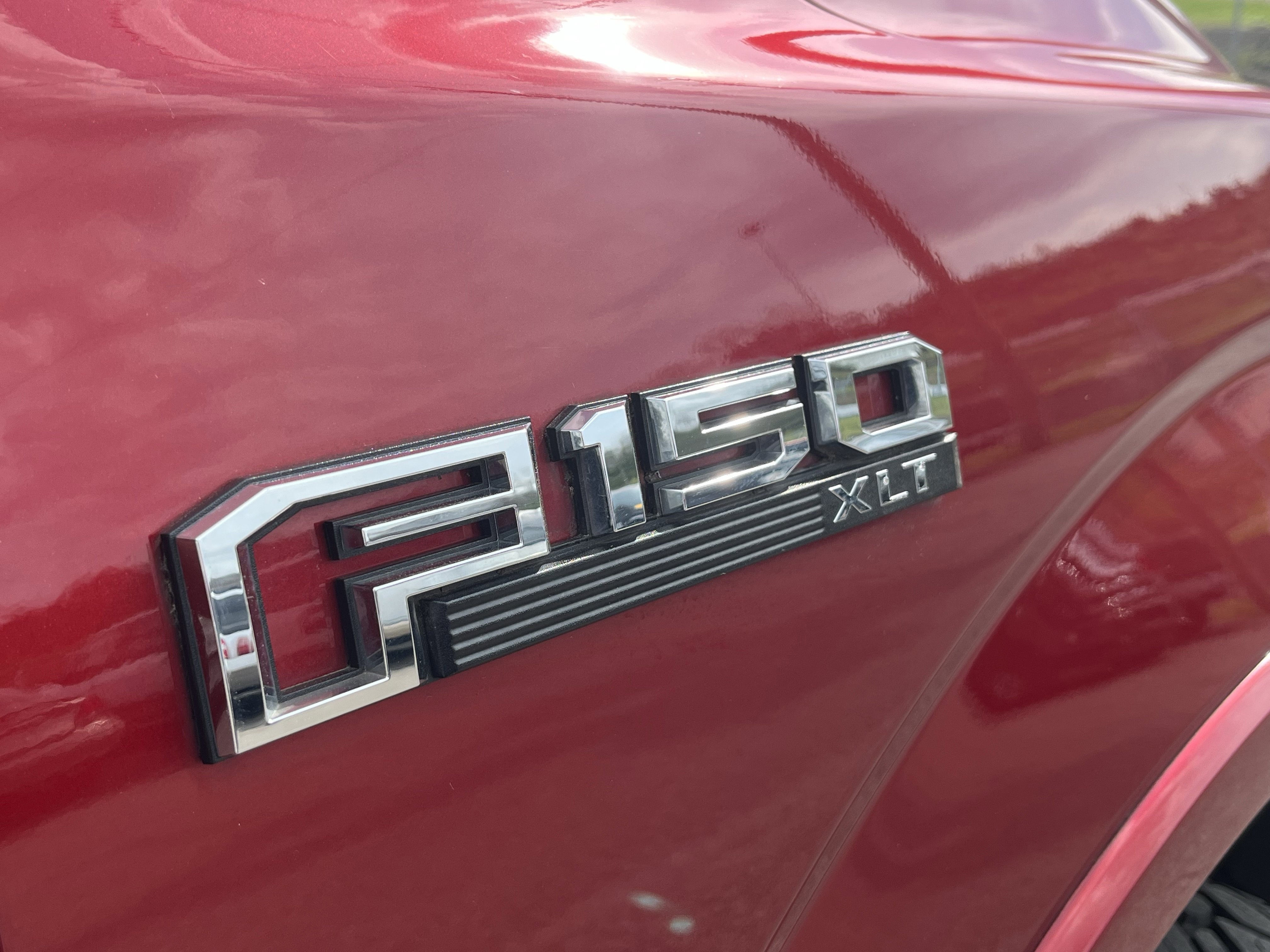 Used 2019 Ford F150 XLT w/ Equipment Group 302A Luxury image 10