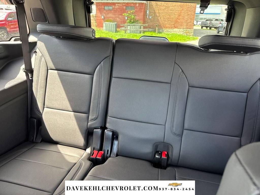 Used 2025 Chevrolet Tahoe Z71 w/ Comfort Package AWD/4WD image 23