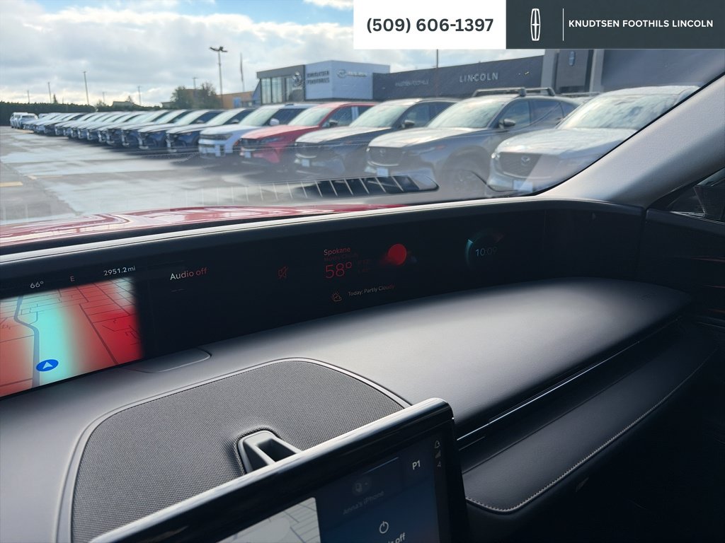 Used 2026 Lincoln Nautilus Reserve AWD/4WD image 22