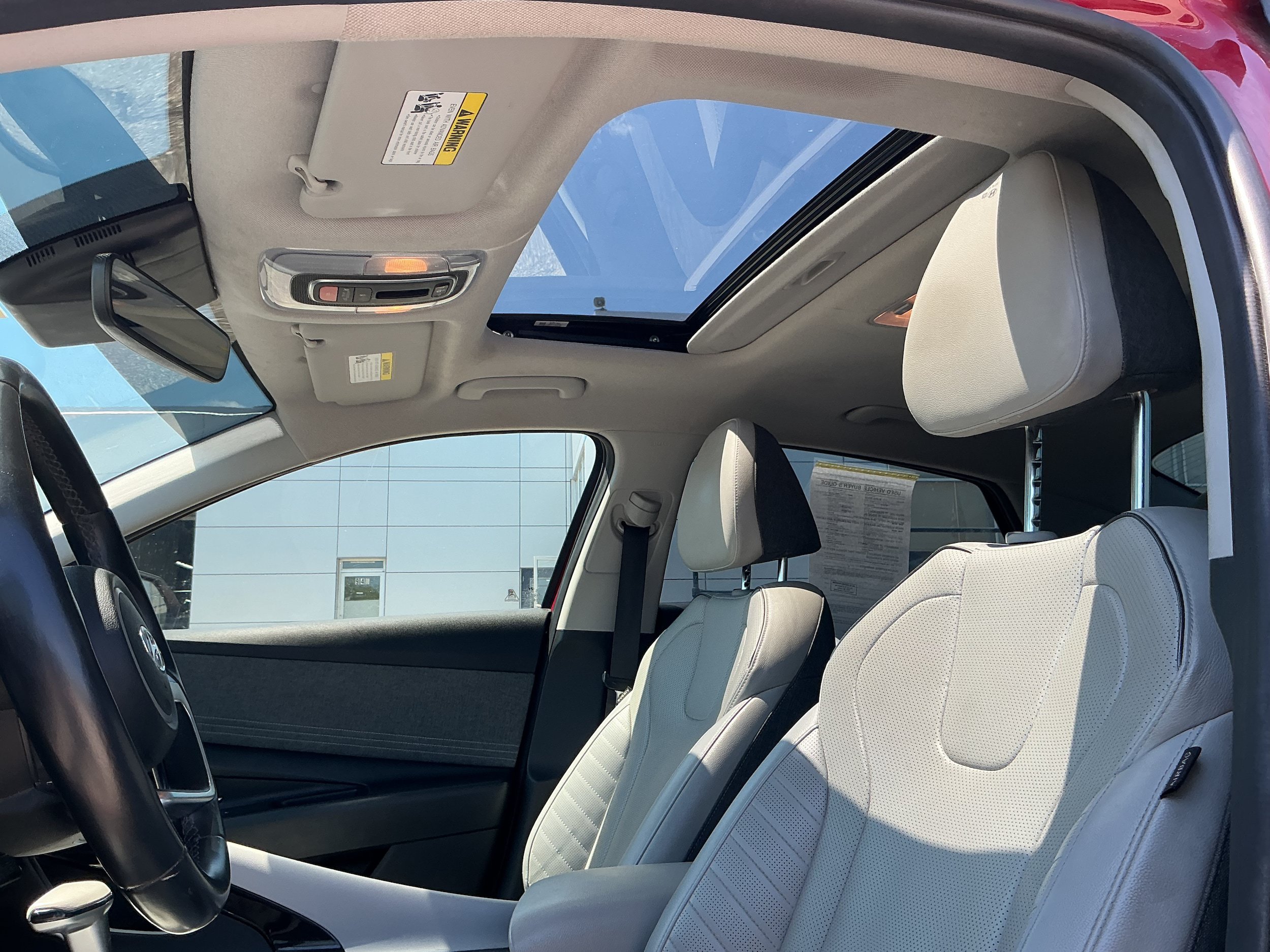 Used 2023 Hyundai Elantra Limited FWD image 6