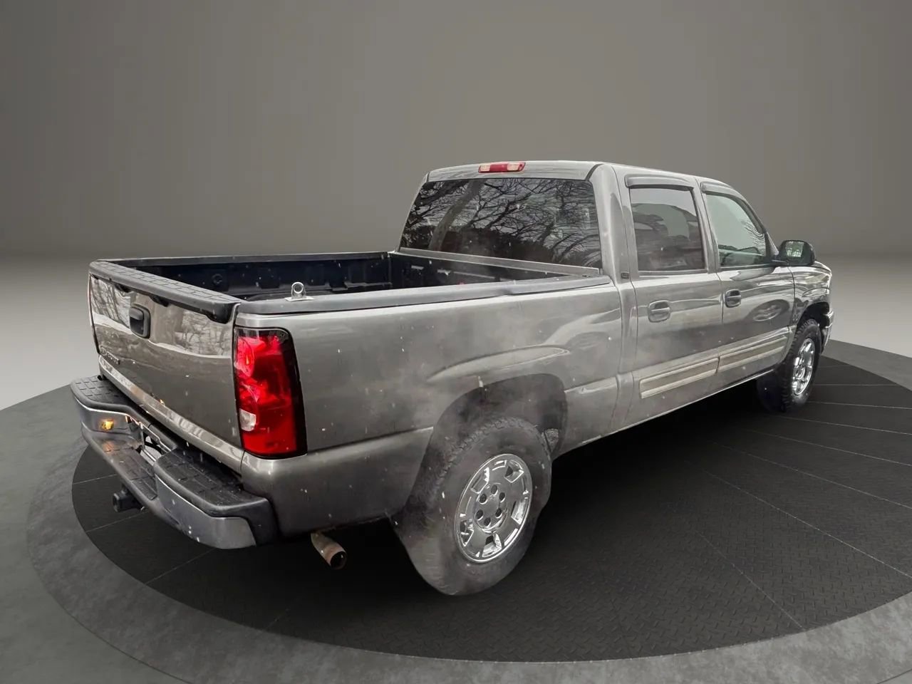 Used 2006 Chevrolet Silverado 1500 LT w/ Light Duty Power Package AWD/4WD image 9