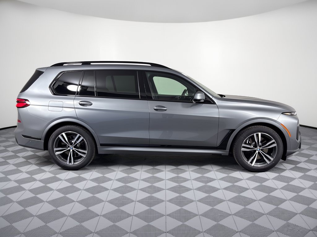 New 2027 BMW X7 xDrive40i w/ M Sport Package AWD/4WD image 8