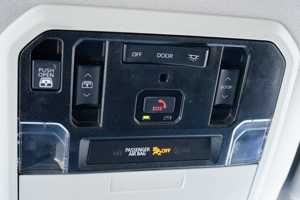 Used 2022 Toyota Tundra Limited AWD/4WD image 28
