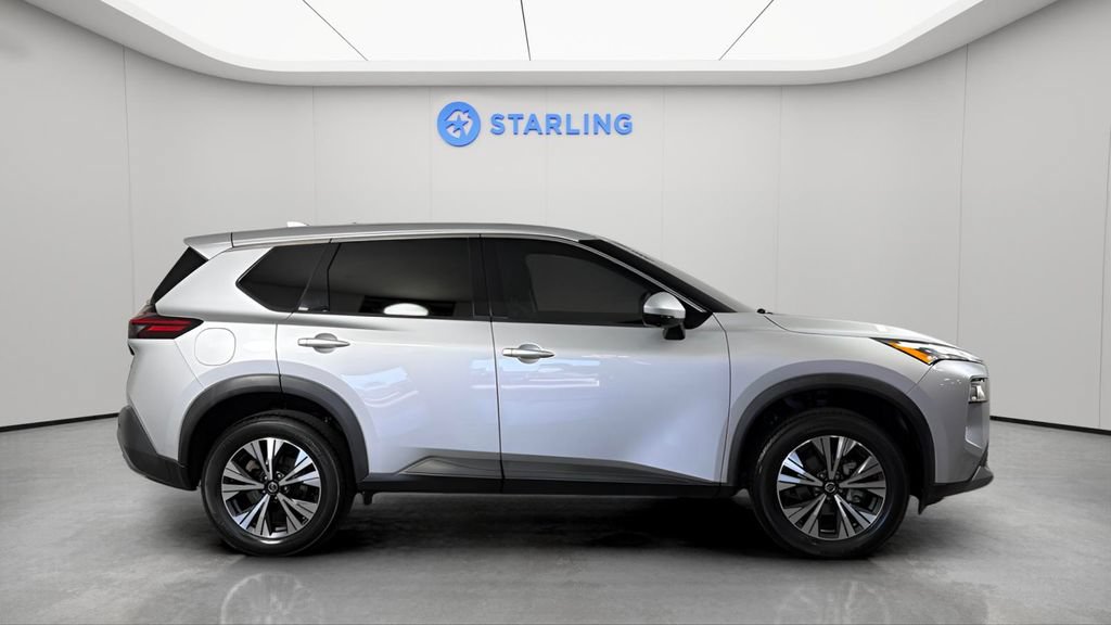 Used 2021 Nissan Rogue SV FWD image 11