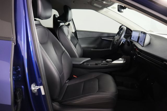 Certified 2024 Kia EV6 Wind RWD image 11