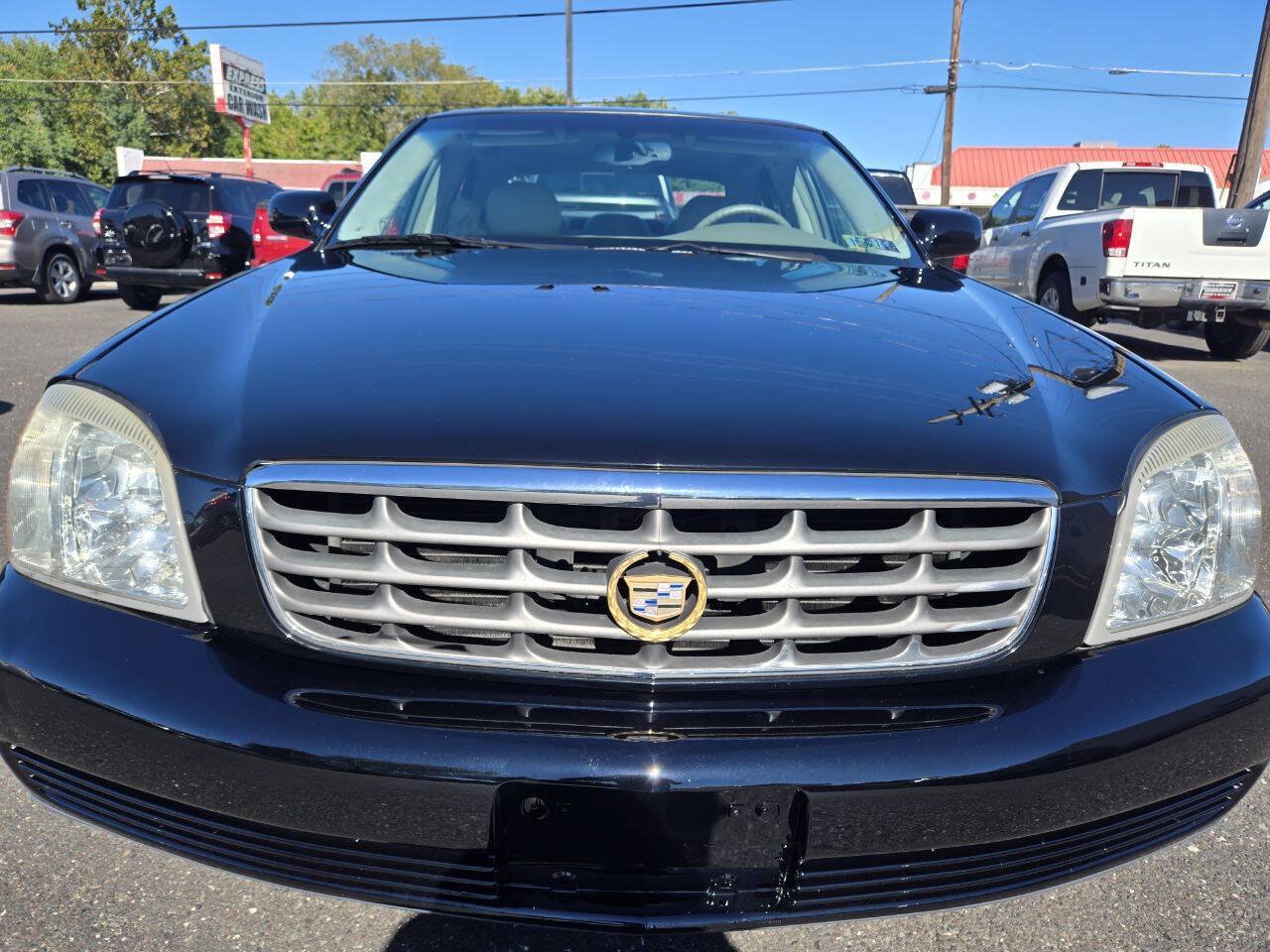 Used 2004 Cadillac De Ville w/ Equipment Group FWD image 3