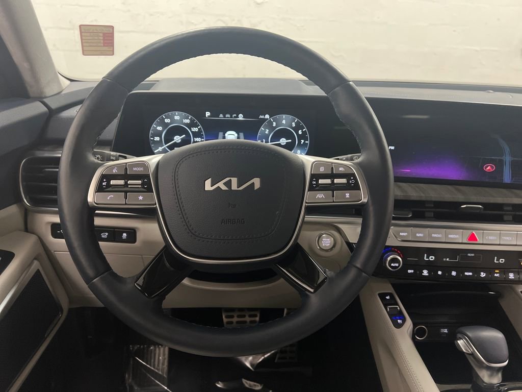 Used 2023 Kia Telluride SX Prestige image 16