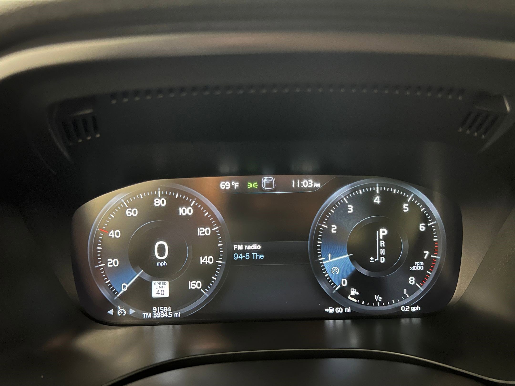 Used 2018 Volvo XC60 T5 Momentum w/ Vision Package image 18