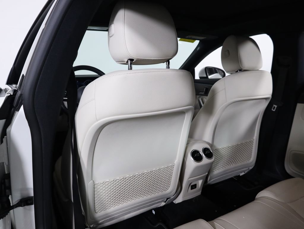 Certified 2025 Mercedes-Benz CLA 250 4MATIC image 35