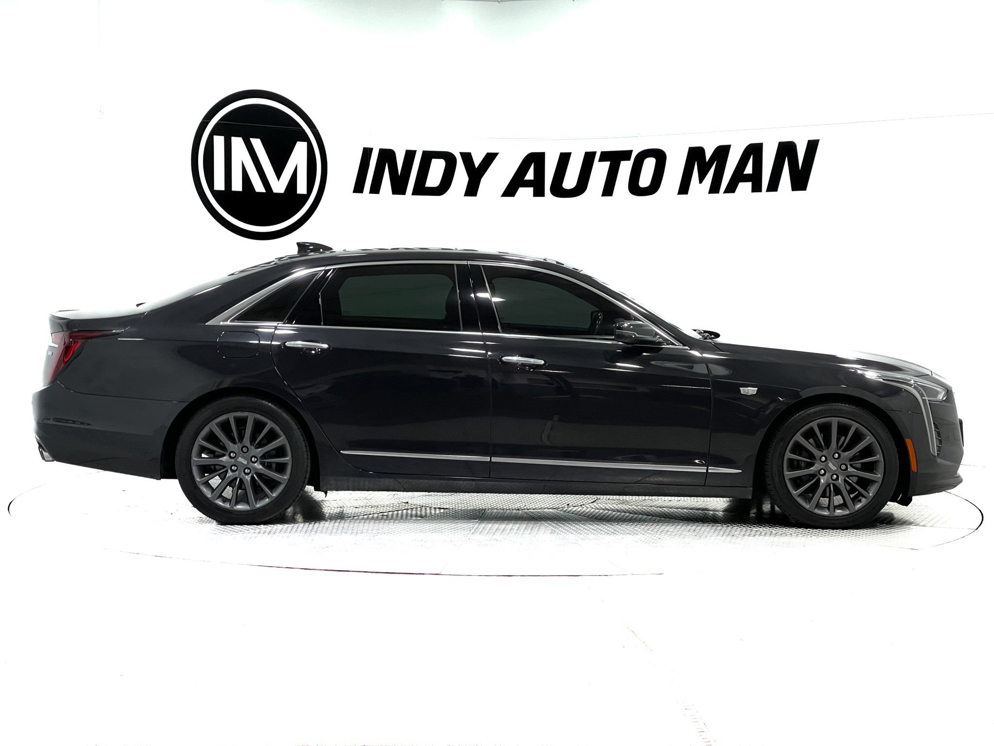 Used 2019 Cadillac CT6 Luxury AWD/4WD image 3