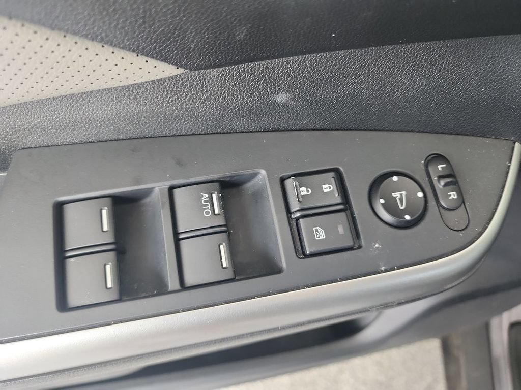 Used 2016 Honda CR-V EX-L image 23