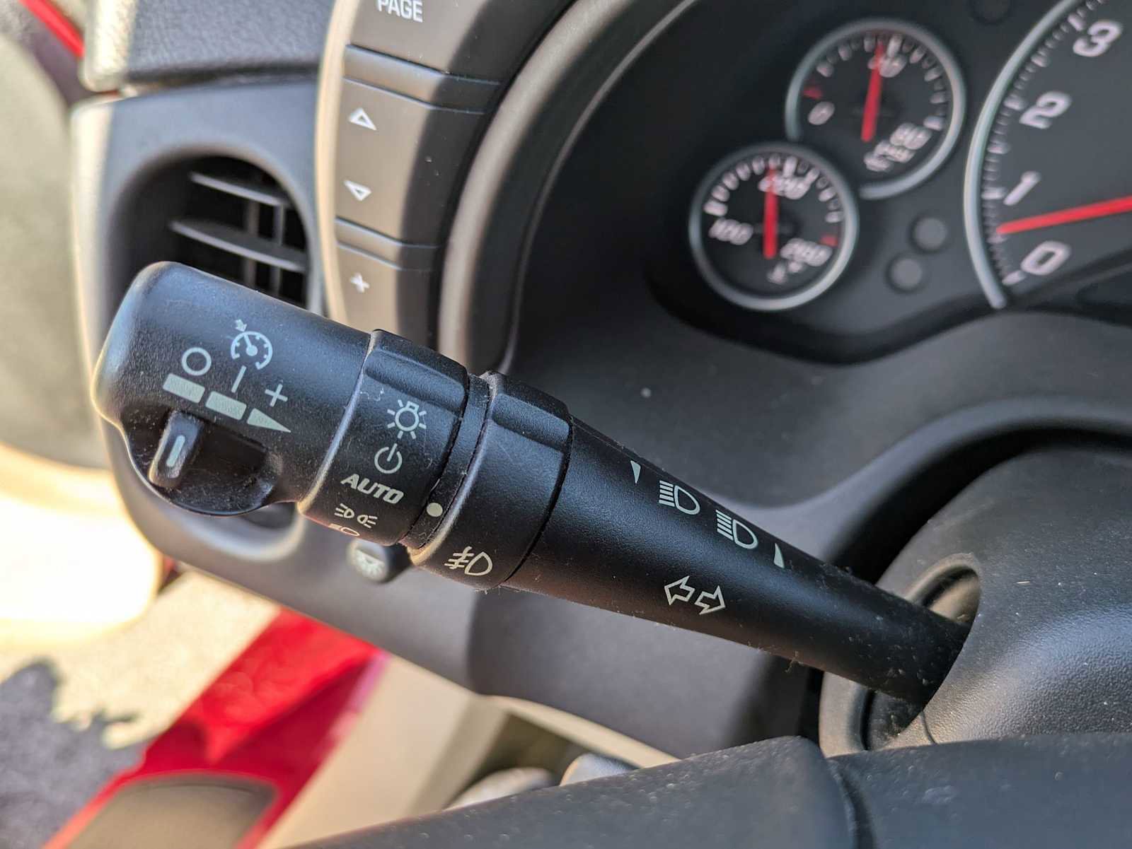 Used 2005 Chevrolet Corvette Convertible w/ Preferred Equipment Group image 17