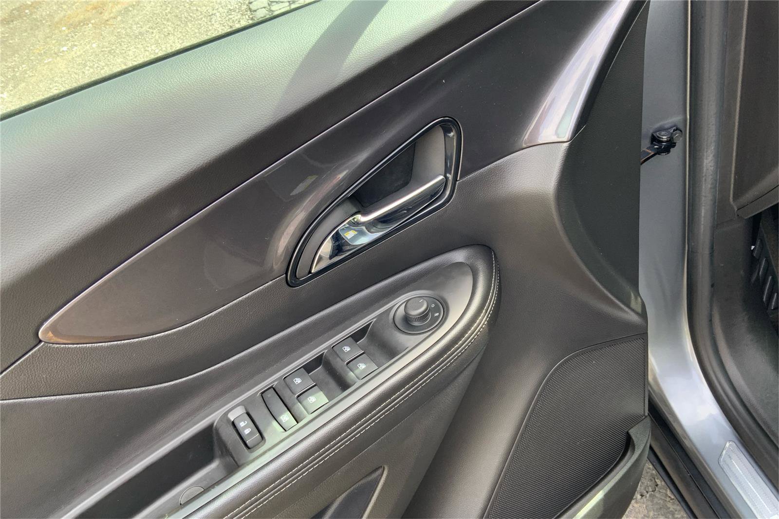Used 2019 Buick Encore Preferred w/ Safety Package FWD image 21