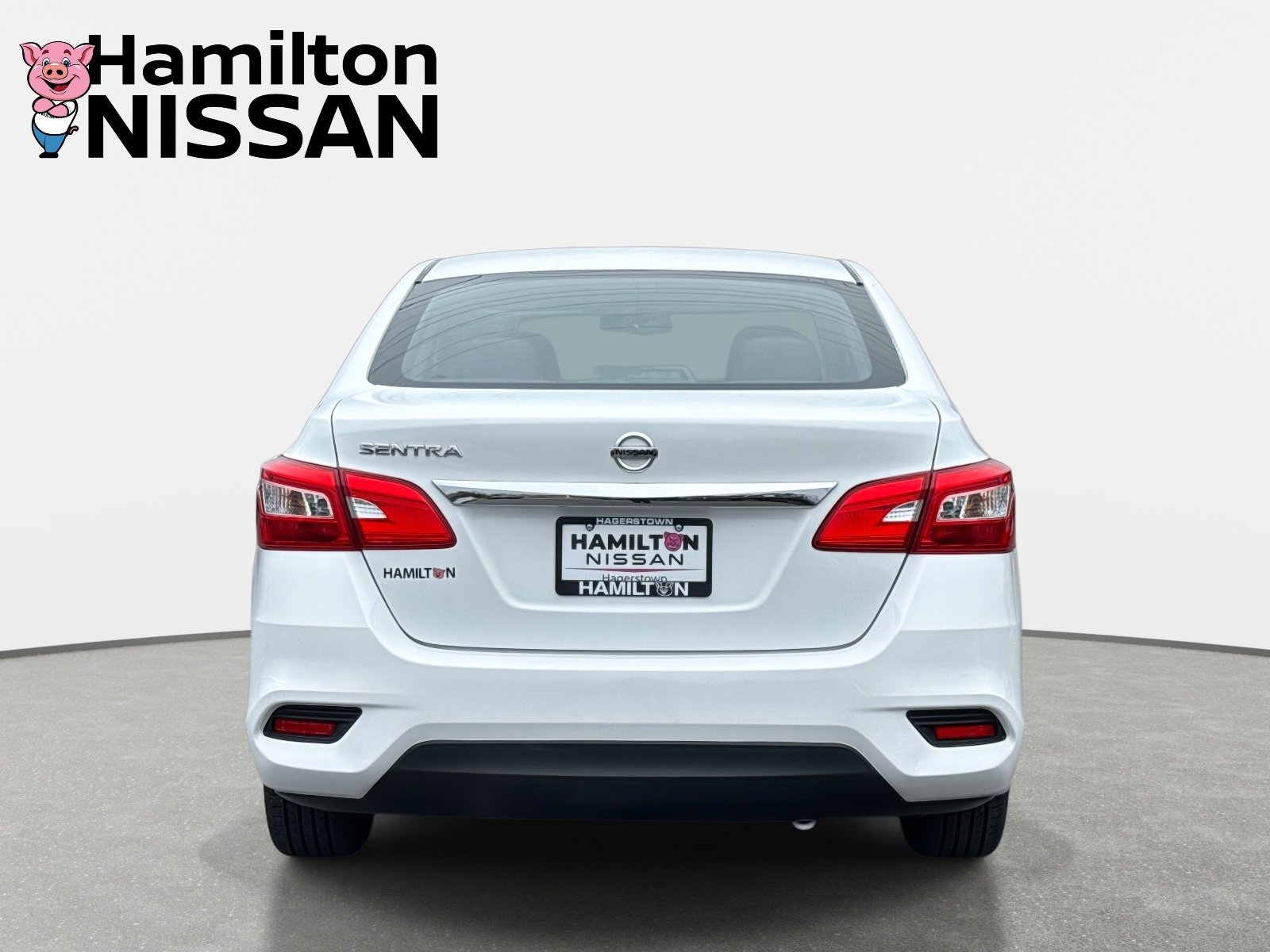 Used 2016 Nissan Sentra S image 3