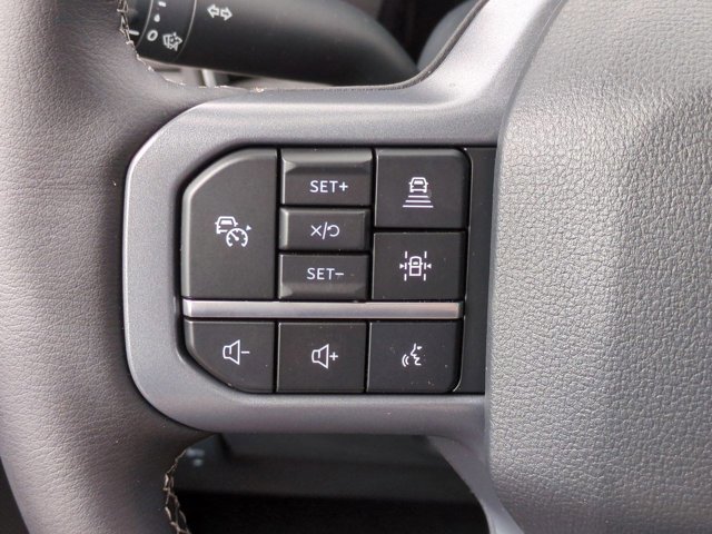 New 2026 Ford F250 Lariat w/ Black Appearance Package image 25