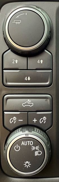 Used 2025 Chevrolet Silverado 2500 W/T image 23