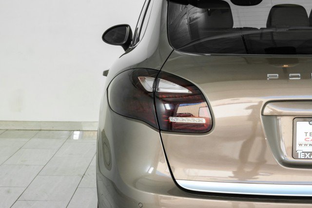 Used 2014 Porsche Cayenne Platinum Edition AWD/4WD image 51